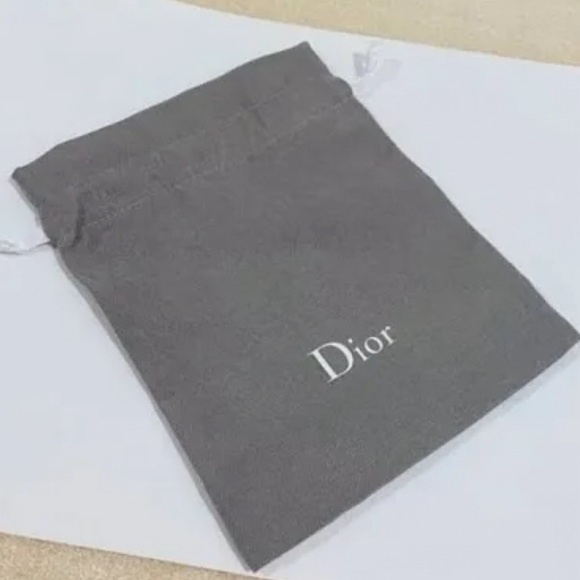 AUTHENTIC CHRISTIAN DIOR SILVER HEART LOGO CHARM NECKLACE LIKE NEW - Picture 3 of 4